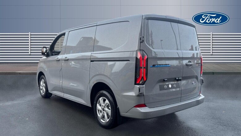 Ford Transit Custom E-320 L1 Rwd 100kW 65kWh H1 Van Limited Auto